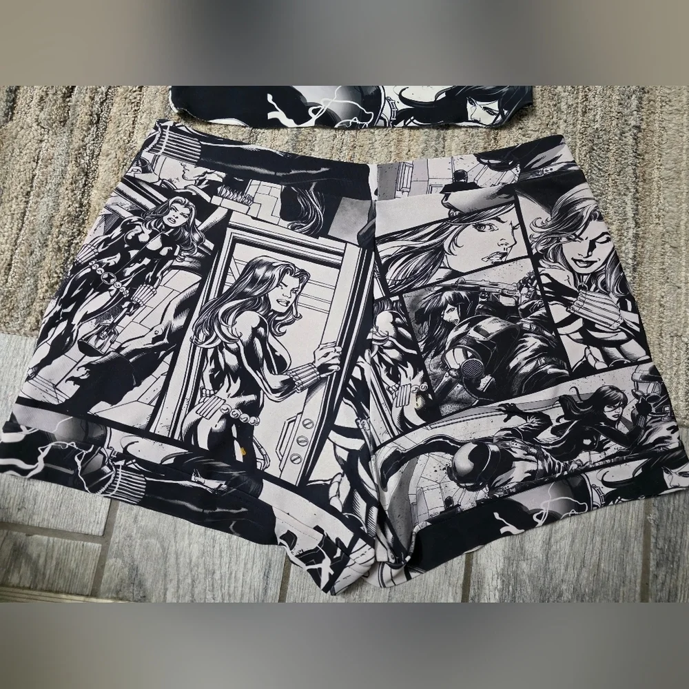 Blackmilk Marvel Black Widow Short Set Wifey Top M Rare Flawed Dollskill Comic - Picture 6 of 15